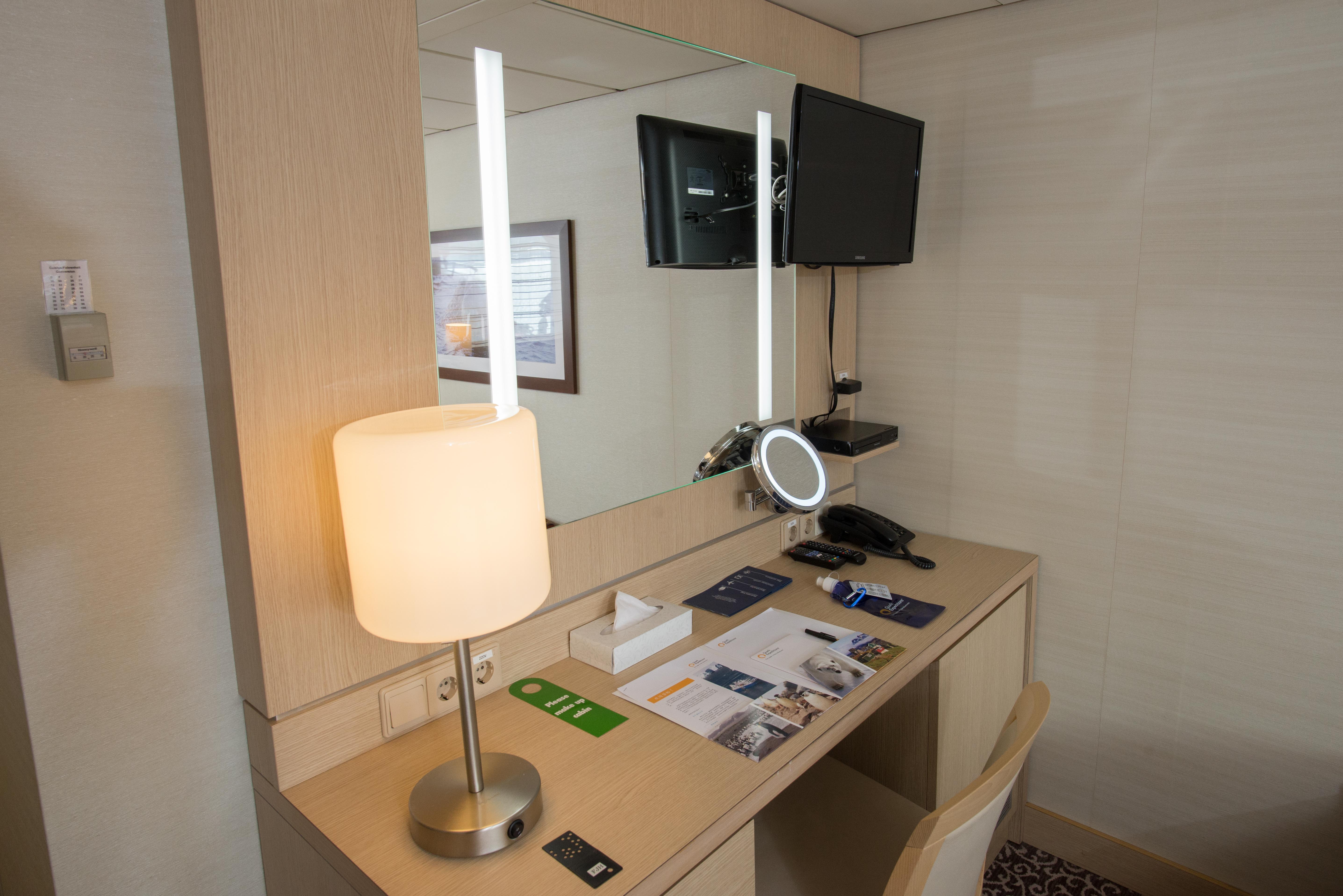 Quark Expeditions Ocean Diamond Single Obstructed View Twin 4.jpg